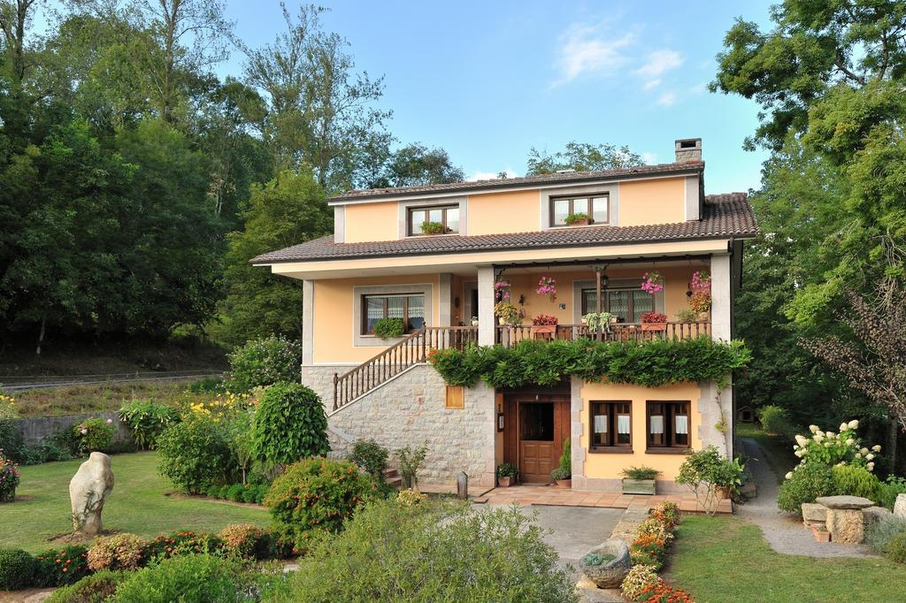 Santu Colás Casa rural *